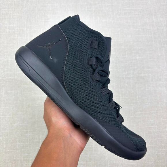🐈‍⬛ 2016 Jordan Reveal “Triple Black” 11M - Picture 1 of 6